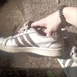 Adidas shoes women